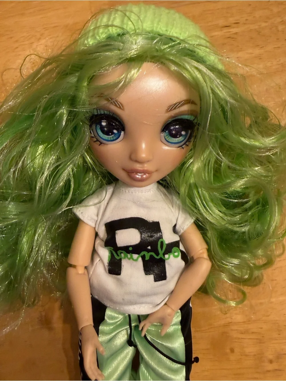 Rainbow high doll green little emerald